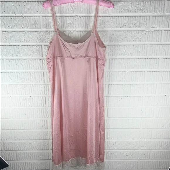 Vintage Delicate Pink Lace-Trim Slip Nightgown - Picture 2 of 4